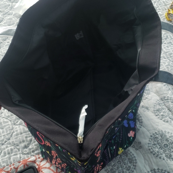 Victoria's secret floral weekender tote bag - Picture 6 of 6